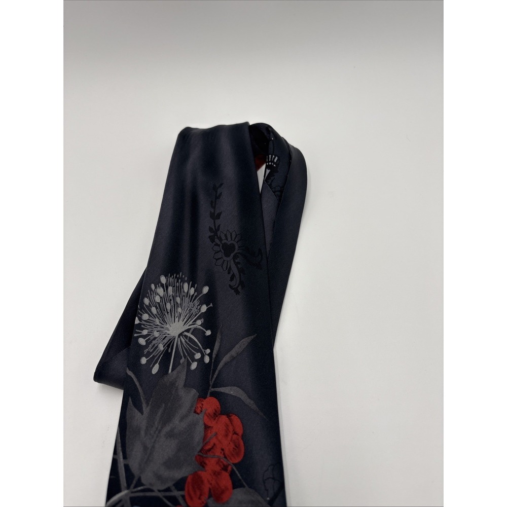 Desantis Collection Hand Made 100% Silk Tie Floral And Berries Print 56" Total L - Picture 3 of 11